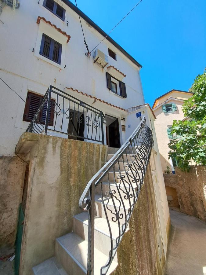 Apartment Borna Baška Esterno foto
