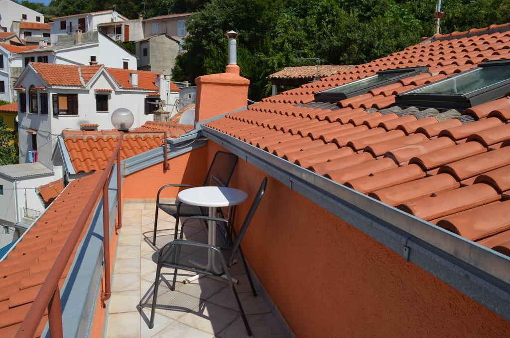 Apartment Borna Baška Esterno foto