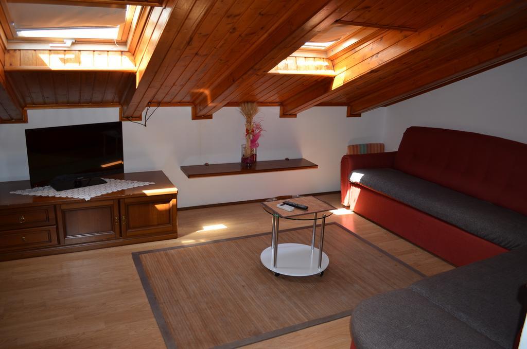 Apartment Borna Baška Esterno foto