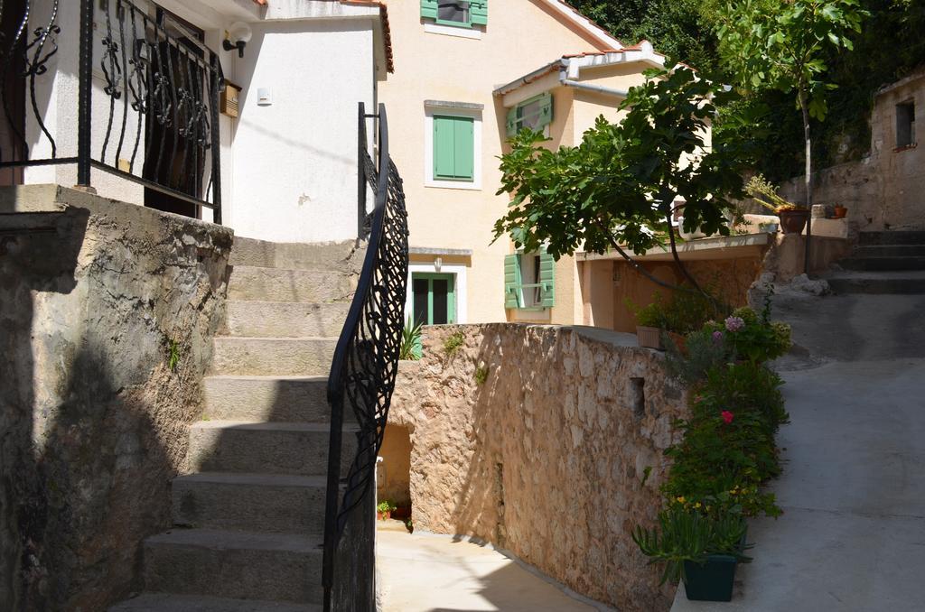 Apartment Borna Baška Esterno foto
