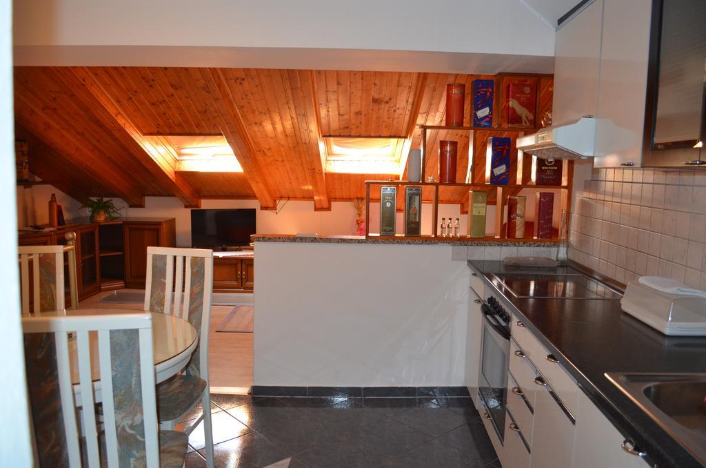 Apartment Borna Baška Esterno foto