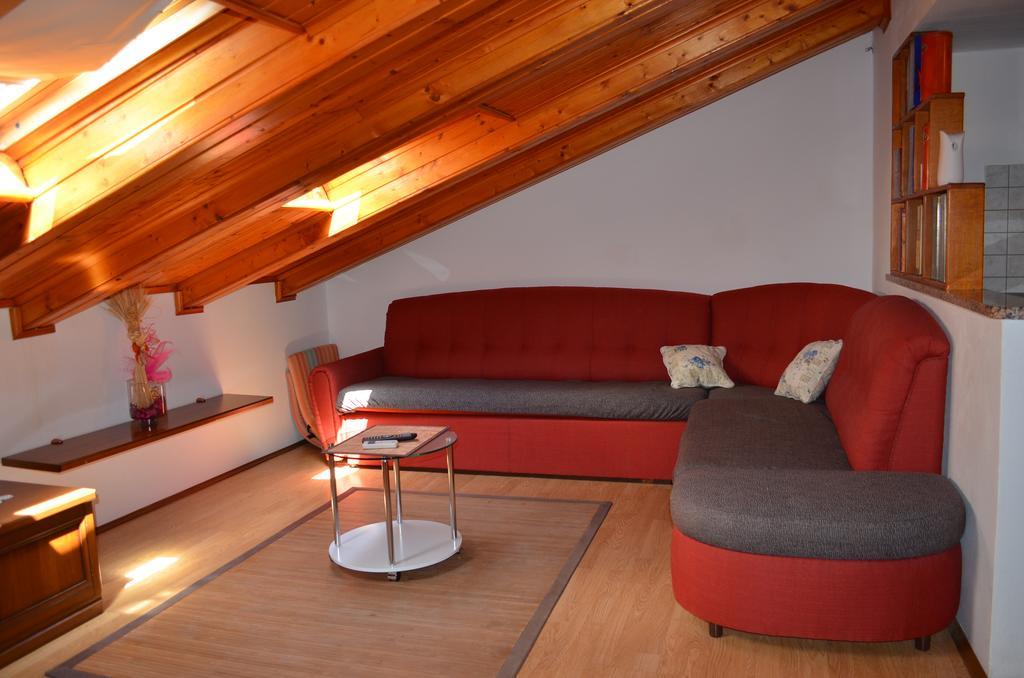 Apartment Borna Baška Esterno foto