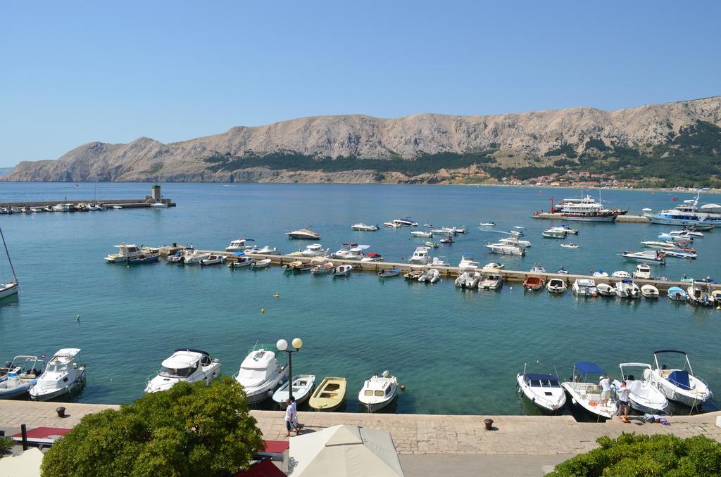 Apartment Borna Baška Esterno foto